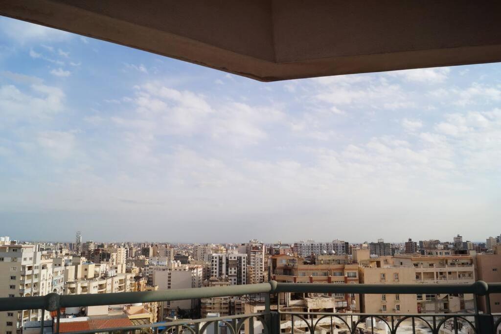 Luxury At Grand Plaza San Stefano, Prime Location With Access To Mega Mall And Four Seasons's Restaurants * Alexandria