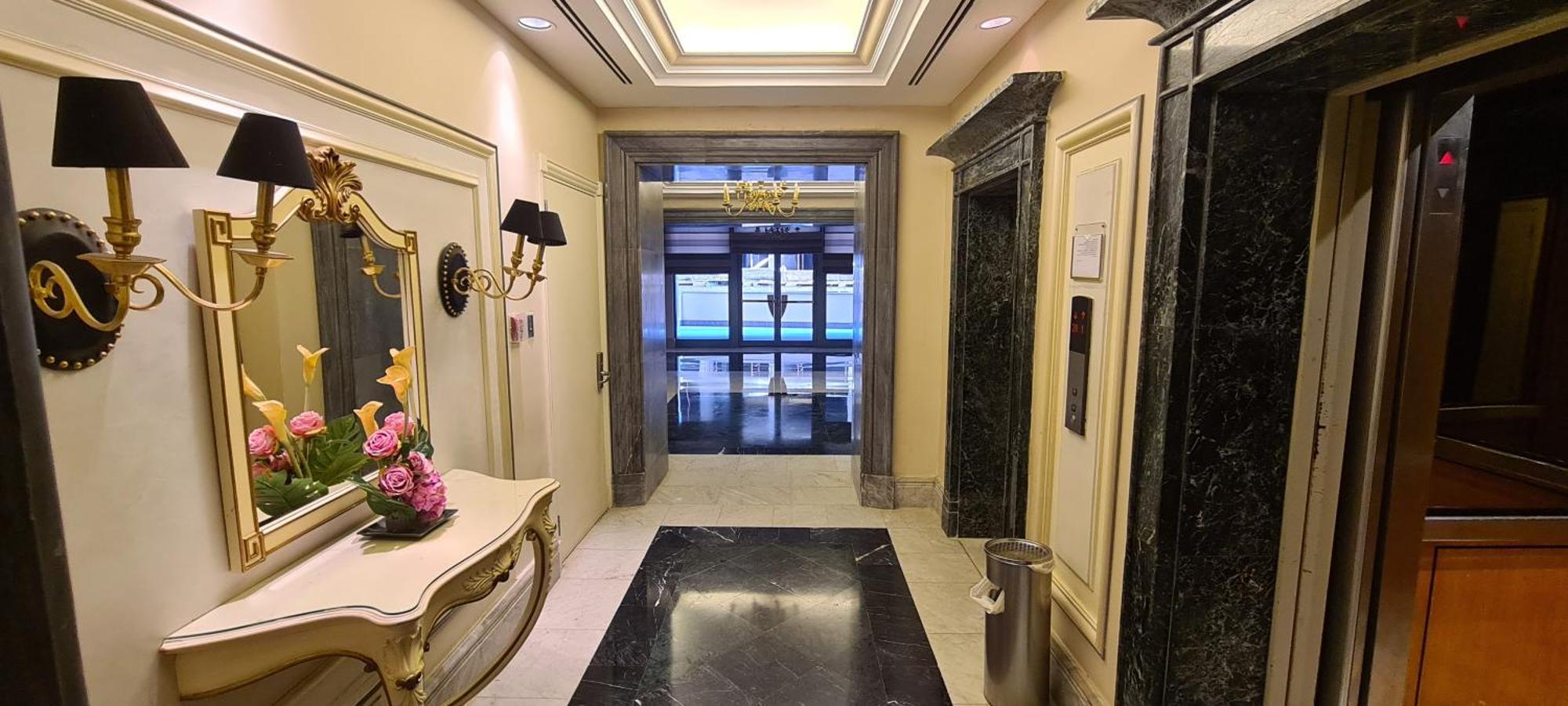 Luxury At Grand Plaza San Stefano, Prime Location With Access To Mega Mall And Four Seasons's Restaurants Apartment Alexandria