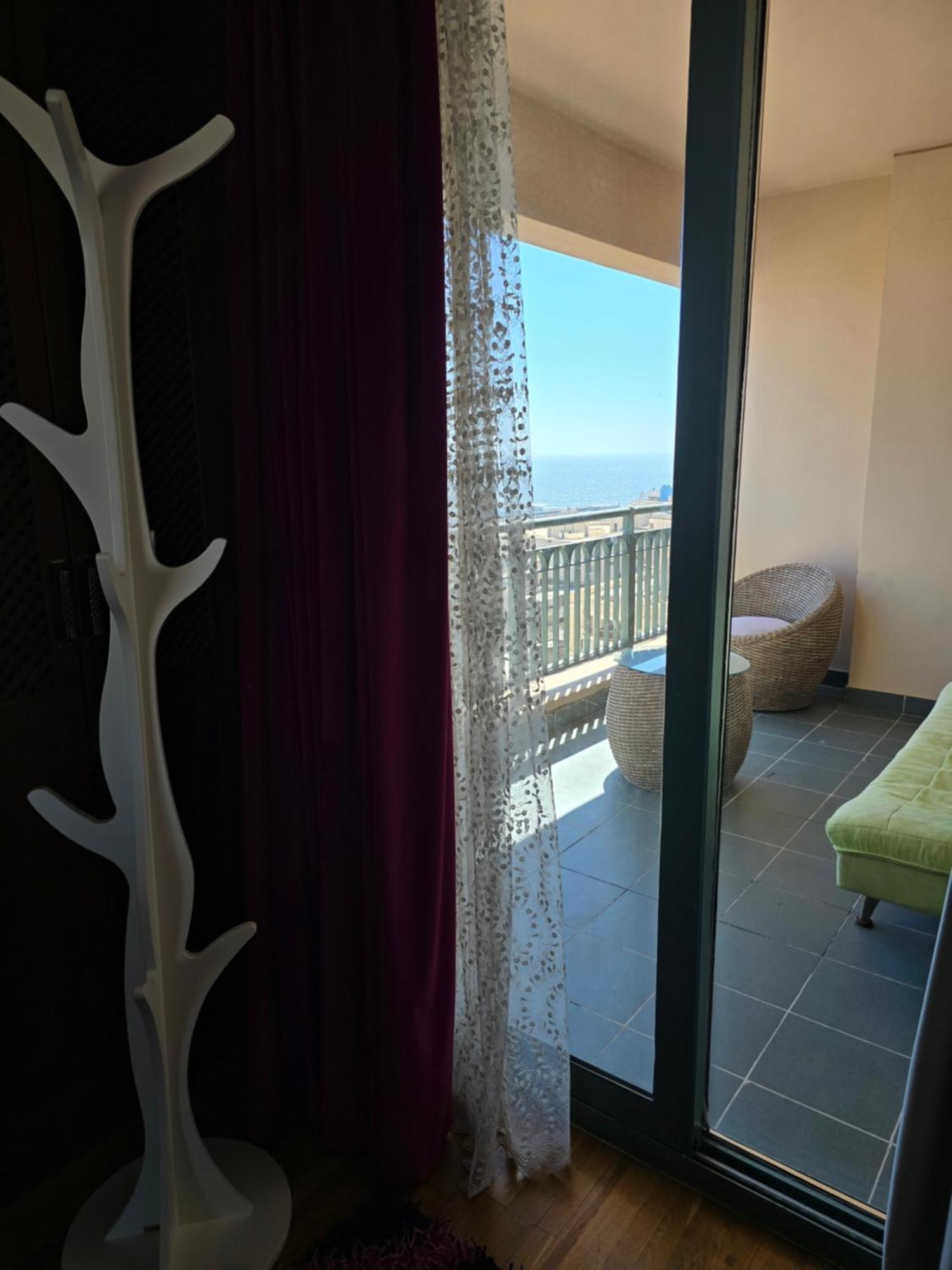 Apartment Luxury At Grand Plaza San Stefano, Prime Location With Access To Mega Mall And Four Seasons's Restaurants *