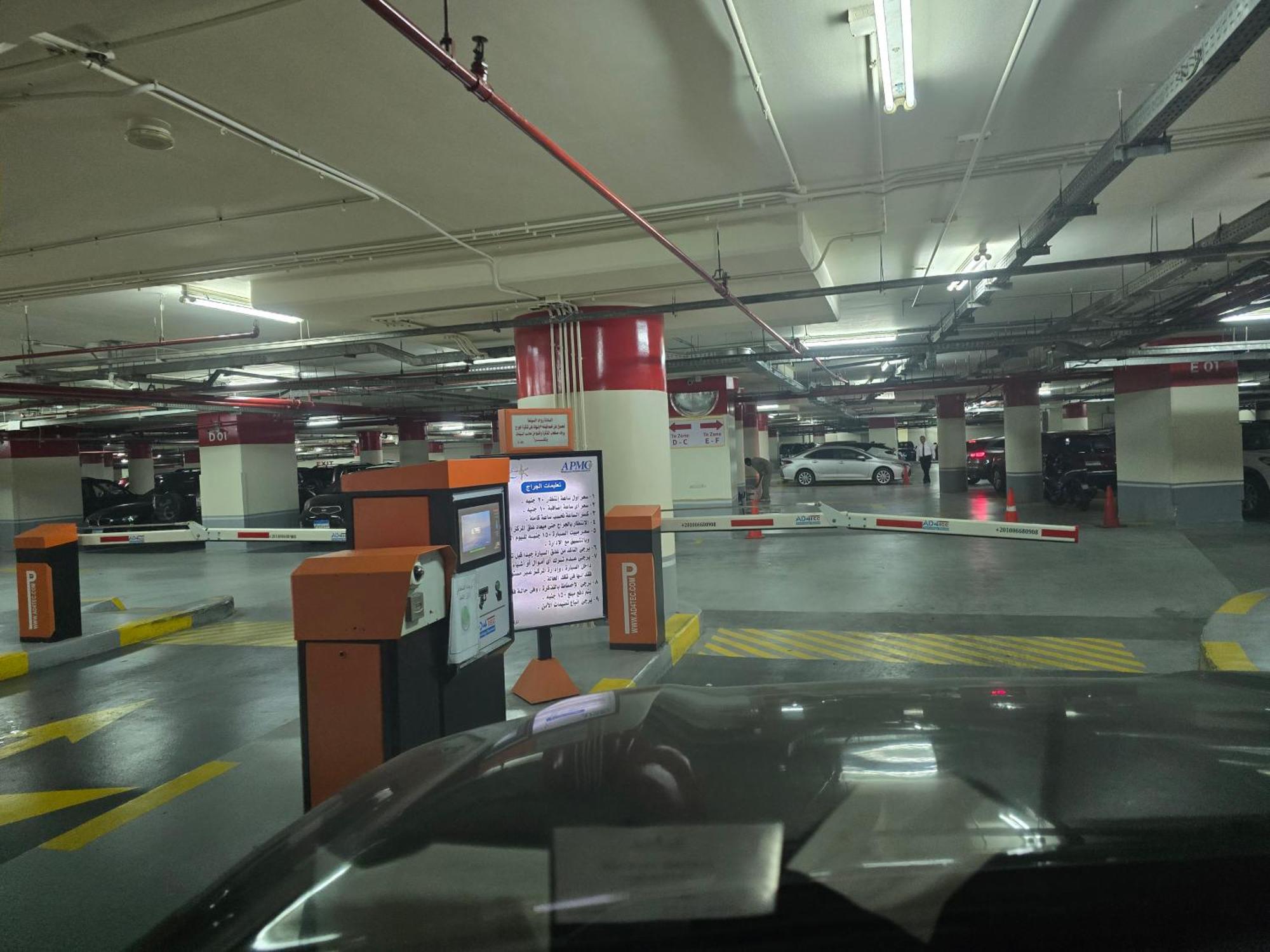 Grand Plaza San Stefano: Luxury With Mall Access Apartmán Alexandria